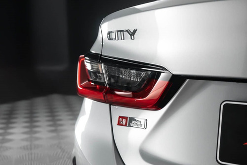 Imagen 7 de 23 de Honda City Lx Impecable! - Motorland Permuto / Financio