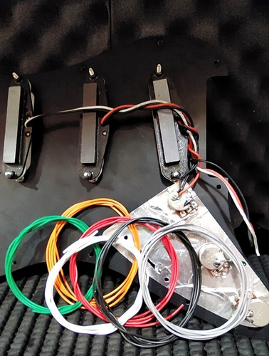 Imagem 1 de 2 de Fio Kit Luthier Reparo Eletrica Guitarra E Baixo 6 Mts Total