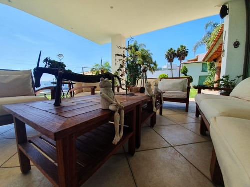 Venta Casa Lindavista Con Enorme Jardín, Alberca Climatizada, Jacuzzi, Palapa Y Totalmente Amueblada Y Equipada En Fracc Rancho San Diego Ixtapan De La Sal Edomex