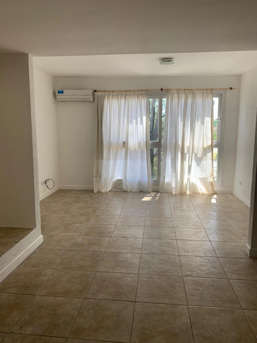 Imagen 4 de 11 de Departamento En Venta En Los Almendros -pilar, G.b.a. Zona Norte
