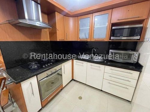 Daniela Linarez Vende Excelente Apartamento En Urbanizacion Del Este De Barquisimeto Con Todos Los Servicios Básicos Acabados De Primera Y Seguridad Las 24 Horas
