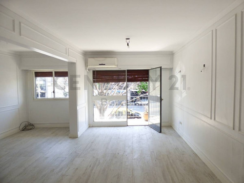 Imagen 16 de 19 de Retasado Colegiales - Impecable Semipiso De 3 Ambientes + Dependencia Reciclado