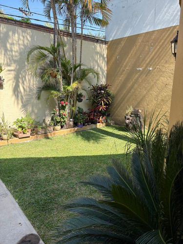 Casa Sola En Lomas De Atzingo, Cuernavaca, Morelos - Iti-2048-cs*