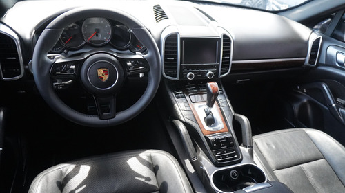 Porsche Cayenne 4.8 V8 Tiptronic S At