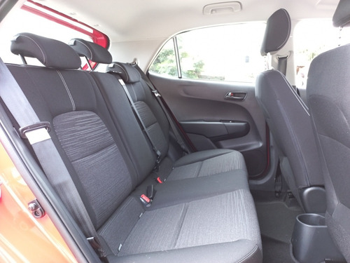 Imagen 8 de 15 de Kia Picanto Emotion Aire Acondicionado