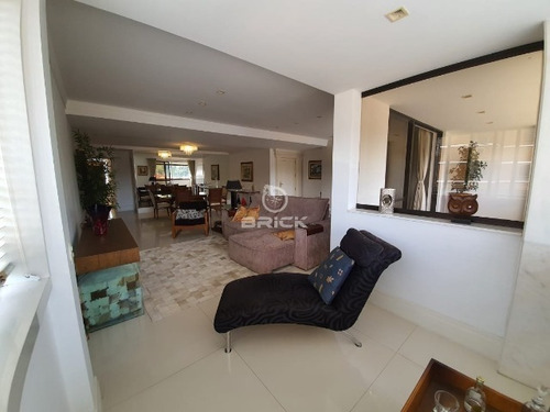 Imagem 6 de 30 de Apartamento Em Prédio Premiado No Livro Great Designers Of The World 2010 - Ap01429 - 68715121