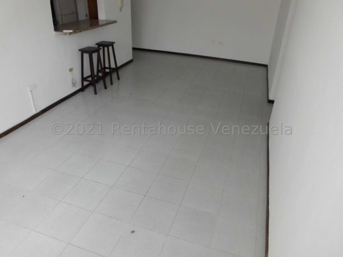 Imagen 6 de 17 de Apartamento En Venta 22-3681