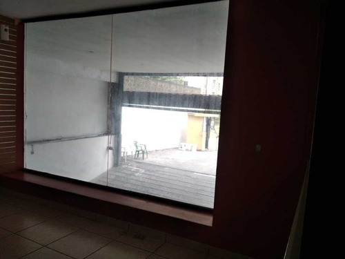 Centro Comercial En La Mejor Zona De Valencia
