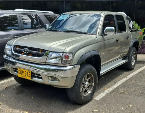 Toyota Hilux 2.4 Hi Rider Gas/Gasolina 2006 4X4