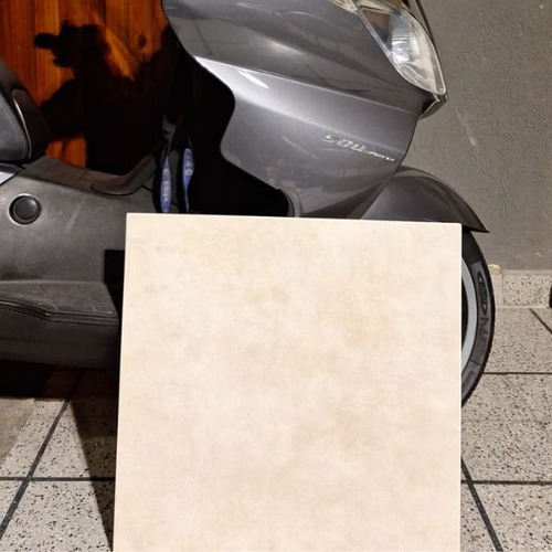 Porcelanato Gloria Beige 53x53- San Pietro