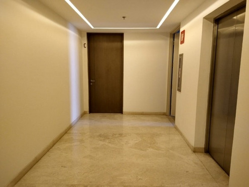 Imagen 3 de 16 de Exclusivo Departamento En Venta En Central Park Ph Guadalajara En Diagonal San Jorge
