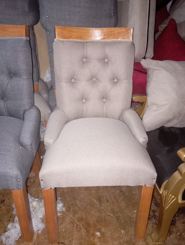 Sillas Estilo Capitone Curvas Con Resortes
