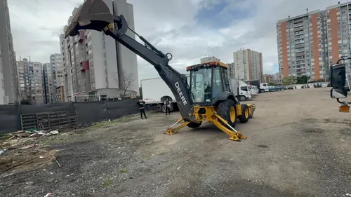John Deere 310l,4x4 Cabinada Con Línea Húmeda