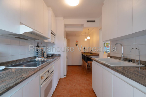 Apartamento En Venta En Campo Alegre Chacao Pisos De Marmol