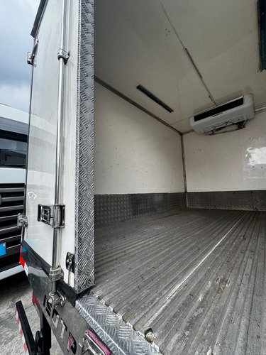 Daily 35.150 Cs Unico Dono Refrigerada Gela -18 Graus