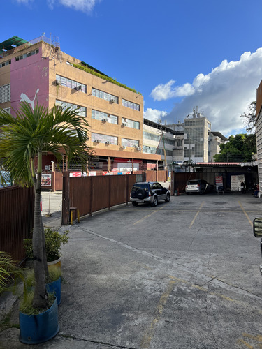 Galpón En Venta En Guaicay (las Minas De Baruta) 3499 Mts2