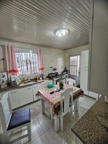 Imóvel Com Duas Casas E Quintal Grande - Documento Todo Regu
