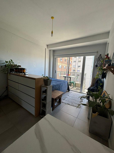 Venta Dpto Monoambiente Con Terraza Propia Y Cochera Cubierta