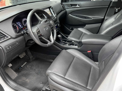 Imagen 10 de 13 de Hyundai Tucson 2018 2.0 Premium