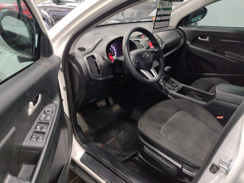 Kia Sportage 2.0 LX 4X2 16V FLEX 4P AUTOMÁTICO