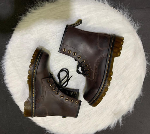 Botas Nacionales, Nival Elegant Cuero Cafe.