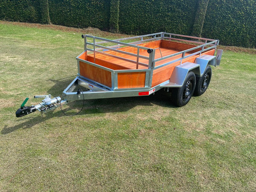 Carretinha Trucada Reforcada Com Freio A Disco De 3m X 1,50