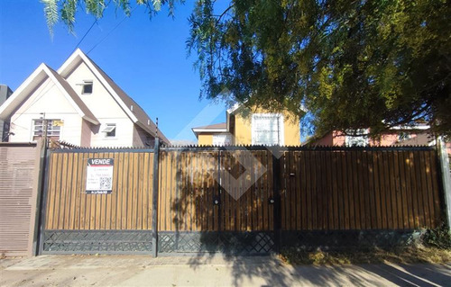 Casa En Venta De 3 Dorm. En Puente Alto