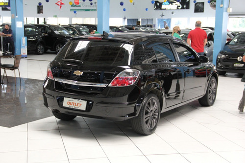Imagem 4 de 12 de Chevrolet Vectra 2.0 Mpfi Gt Hatch 8v Flex 4p Manual