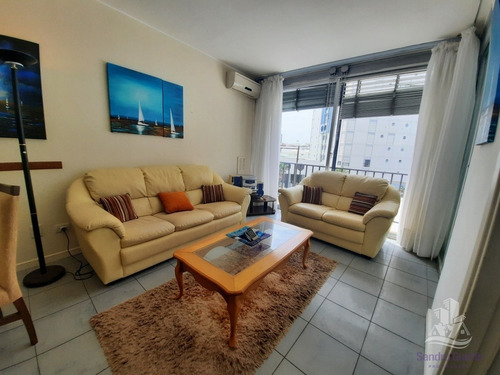 Departamento En Venta Punta Del Este , Bajos Comunes Bajos- Ref: 28107