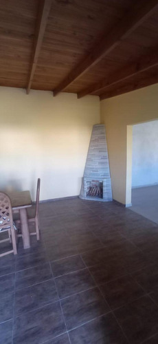 Casa En Venta - 1 Dormitorio 2 Baños - Sicardi
