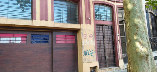 Local Comercial, Cordón, 2 Baños, Cocina, Buena Iluminación!