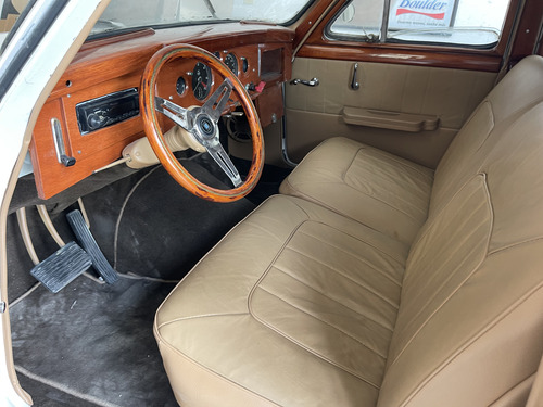 Jaguar Mk I 1959 Reconstruido