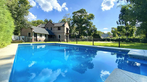 Casa En Venta En Barrio El Pato Verde Muñiz
