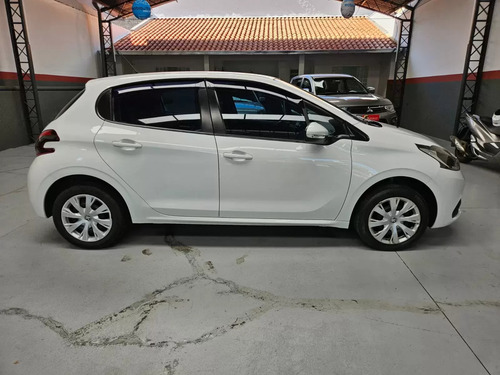 Peugeot 208 208 Active 1.2 Flex 12V 5p Mec.
