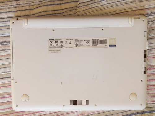Laptop Asus X441n Con Detalles (Usado)