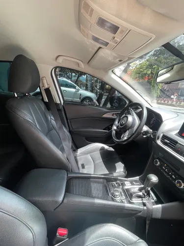 Mazda 3 2.0 Touring At
