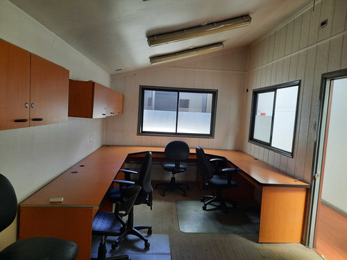 Gran Galpon Con Local Comercial (84811)
