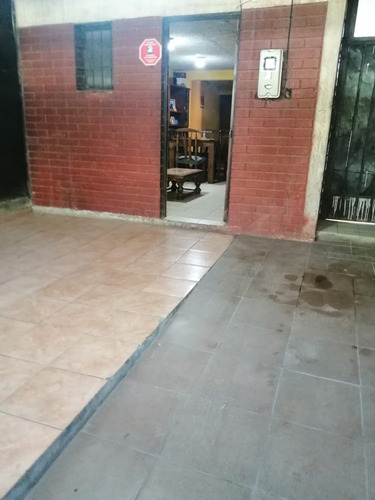Imagen 2 de 14 de Venta Casa 3d 1b, Calle Costanera Norte, Renca