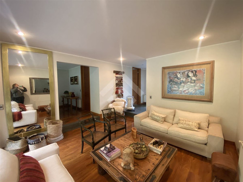 Casa En Venta De 4 Dorm. 2 Suite En La Reserva En Colina