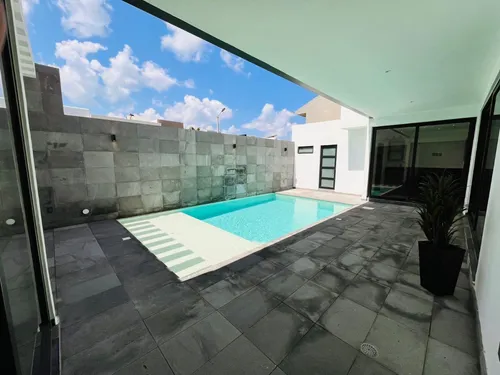 Casa En Venta En Veracruz Con Alberca Fracc. Playas Del Conchal.
