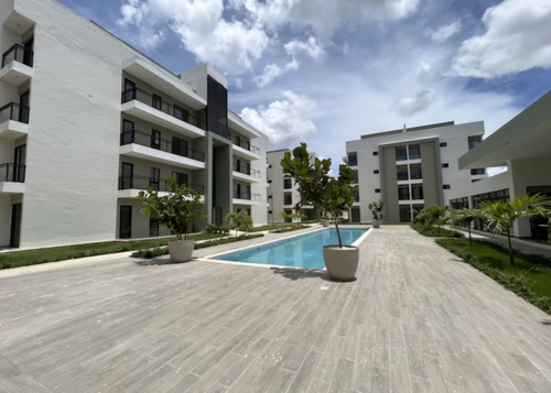 Apartamento De 1er Nivel En La Romana