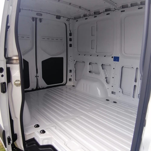 Imagen 5 de 10 de Sprinter Cargo Corta 311 Mod. 2021