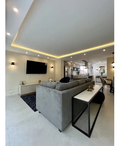 150m2 Casa En El Poblado