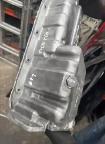 Tapa De Cárter Para Un Chevrolet Corsa Evolución 1.4