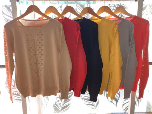 Sweater De Lycra Calado Delantero Y Mangas - Talle M A Xl