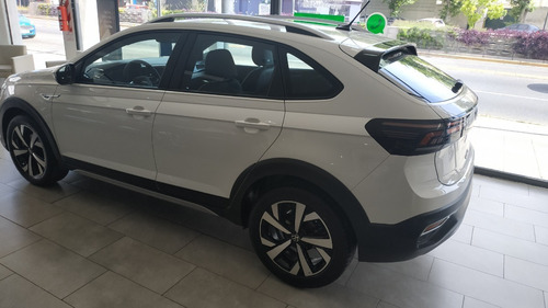 Volkswagen Nivus Highline 200 Tsi Tiptronic S.a
