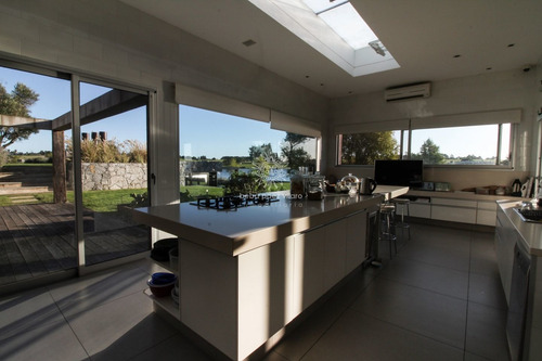 Casa En Venta En Pueblo Mio