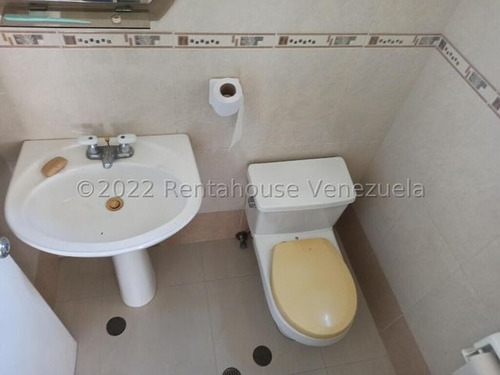 Imagen 5 de 17 de Apto En Venta En Los Chaguaramos 22-20300 Adri 04143391178
