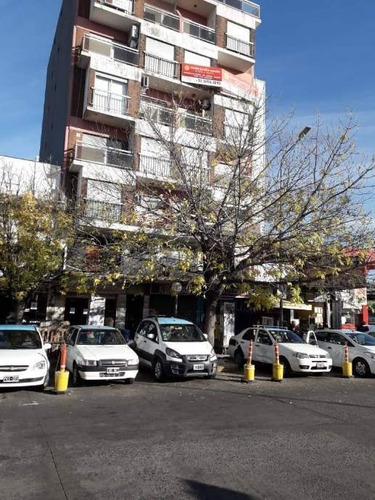 Imagen 2 de 11 de Departamento En Venta En Moron Centro