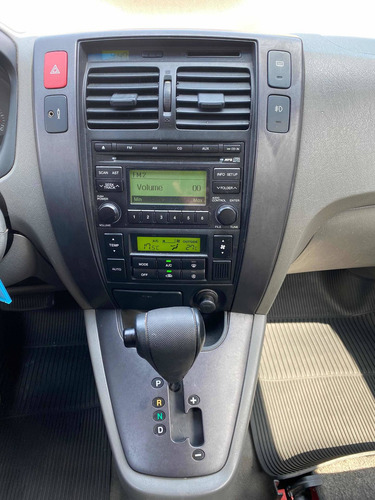 Imagem 12 de 15 de Hyundai Tucson 2008 2.0 Gls 4x2 Aut. 5p